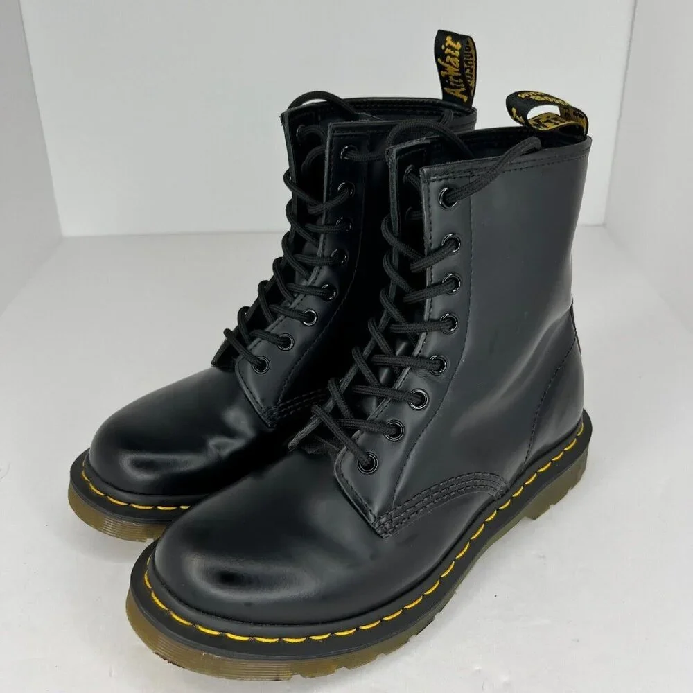 Dr. Martens 1460 Womens 11821 Black Leather Lace Up Ankle Size 8 L Combat Boots